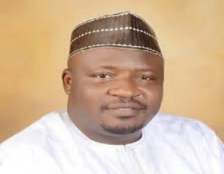 POLITICS: Kano Senator, Kawu Finally Dump NNPP, Joins APC